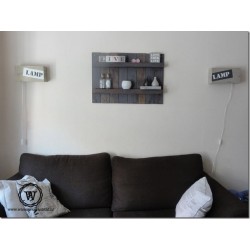 Wandlamp steigerhout | Eigen tekst | Wis en Waarachtig
