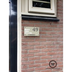 Naamborden voordeur