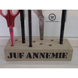 Houten potloden blok met tekst| stoere juffenbedankjes