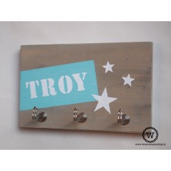 Kapstok hout met naam en ster| Kies jouw eigen kleur
