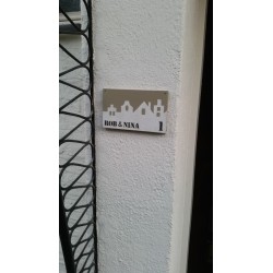 Naamborden voordeur